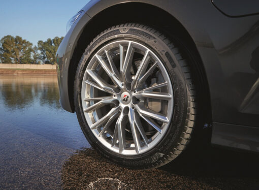 Bridgestone Launches New TURANZA 6 Tyre